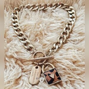 Y2K Guess Chunky Curb Chain Necklace Leopard Lock Charm Toggle Clasp